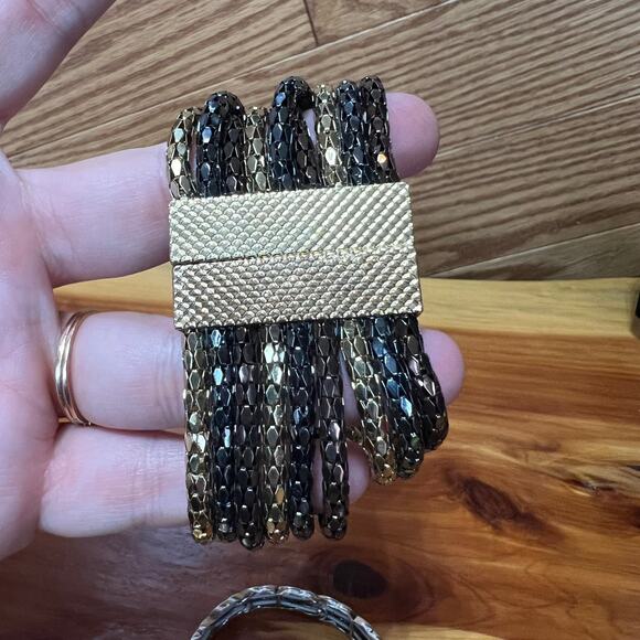 Bracelet Lot 11 Pieces Silver Black Gold Tone Stacking Shimmer Bangles Filigree - Picture 6 of 13